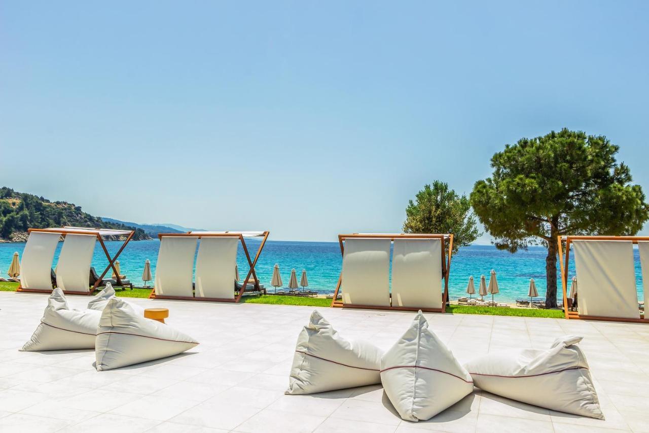 Ammoa Luxury Hotel & Spa Resort Nikiti  Exterior photo Beach at the Hotel Eden Roc Capimanan