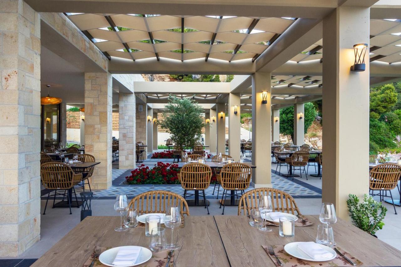 Ammoa Luxury Hotel & Spa Resort Nikiti  Exterior photo The restaurant