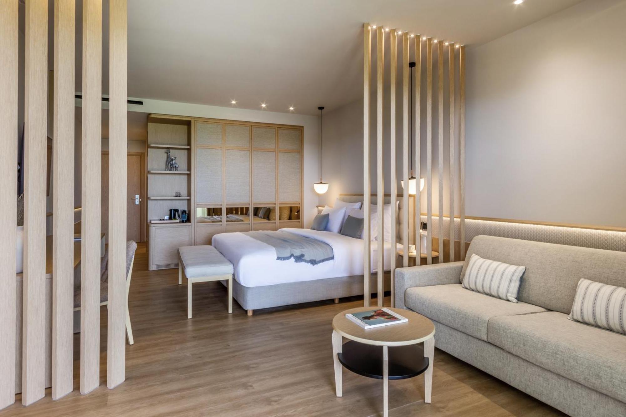 Ammoa Luxury Hotel & Spa Resort Nikiti  Exterior photo A room at the hotel